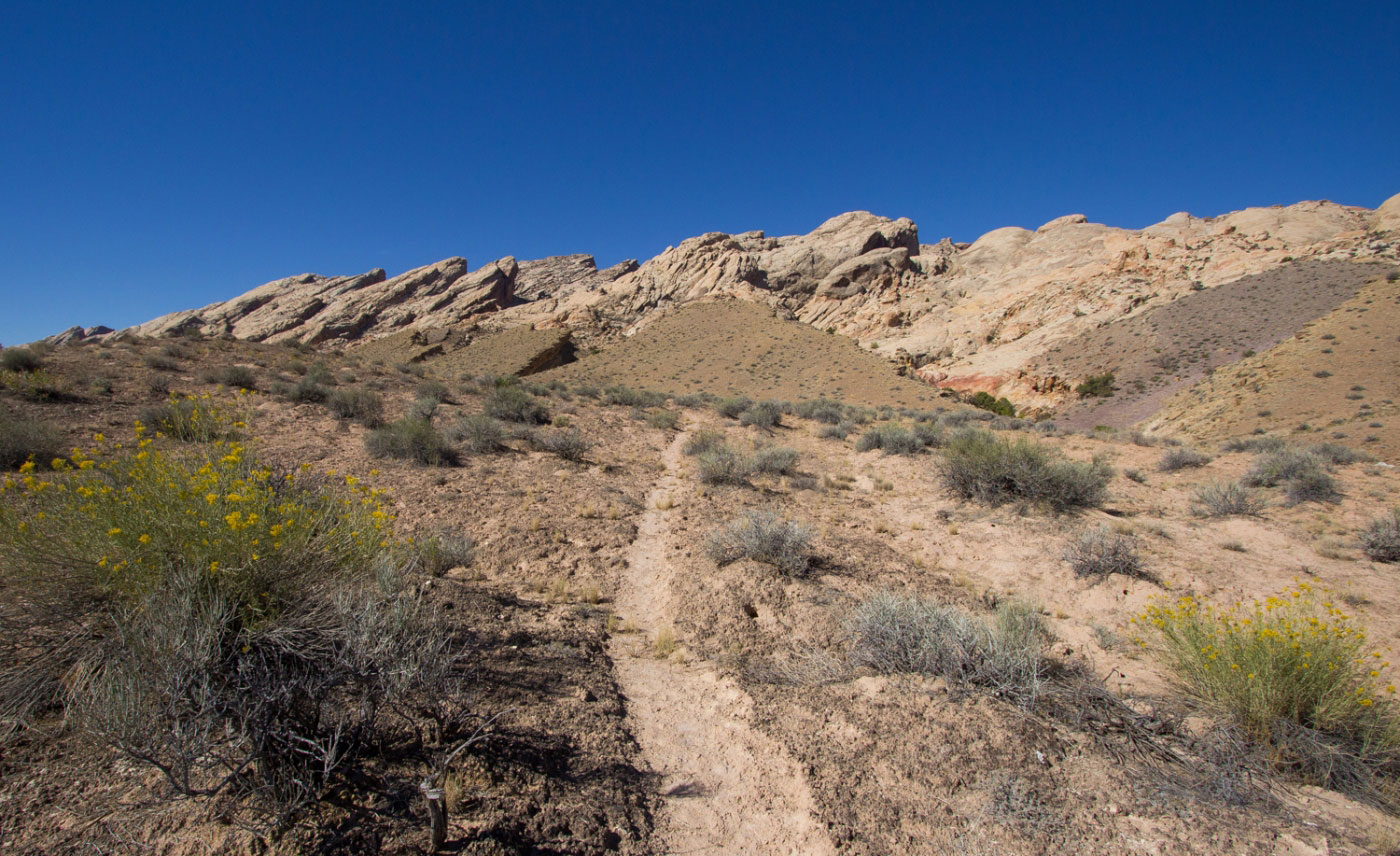 Hike Spirit Arch and Petroglyph Canyon in San Rafael Swell BLM, Utah - Stav is Lost