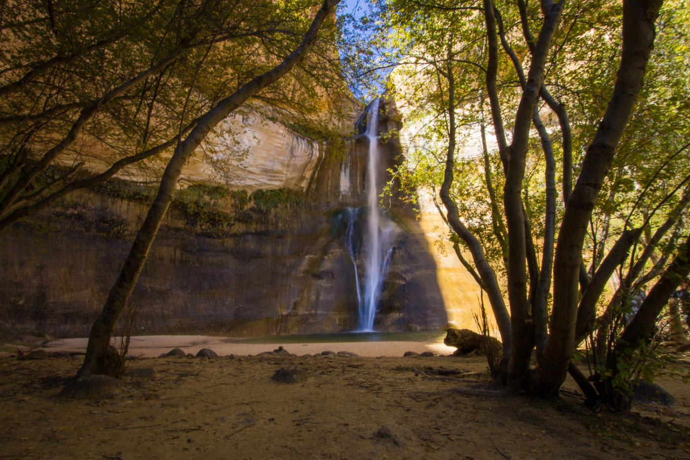 Hike Lower Calf Creek Falls in Grand Staircase - Escalante National Monument, Utah - Stav is Lost