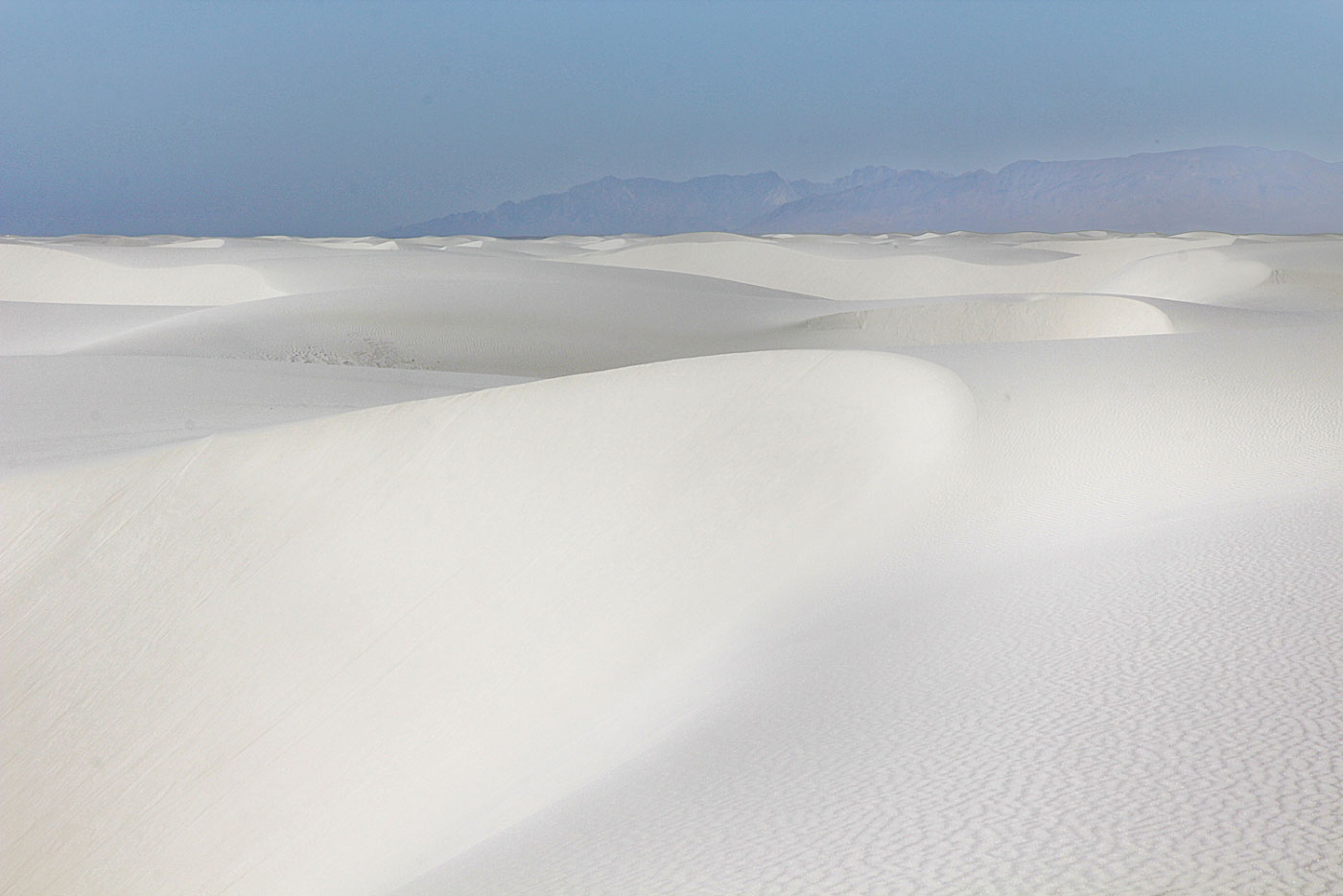 Hike Alkali Flat in White Sands National Monument, New Mexico - Stav is Lost
