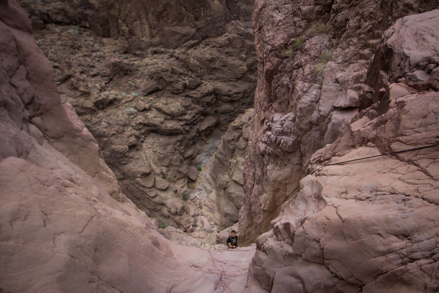 Canyoneer Boy Scout Canyon Hot Springs in Lake Mead National Recreation Area, Nevada - Stav is Lost