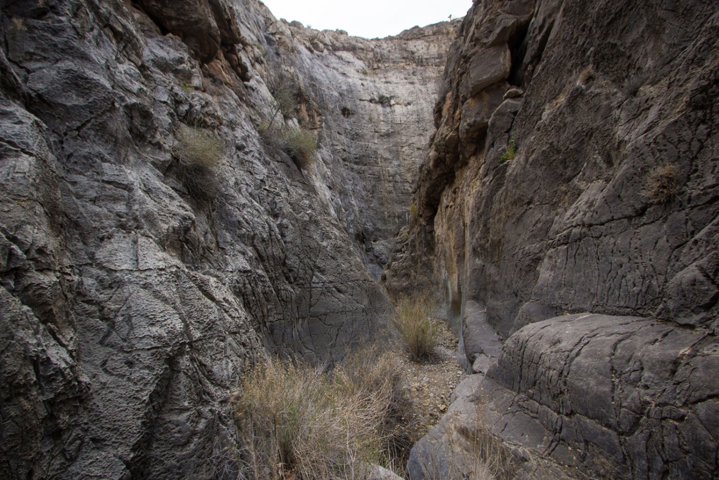 Canyoneer Turtle Tears and Ladder of Doom Canyons in State Line Hills BLM, Nevada - Stav is Lost