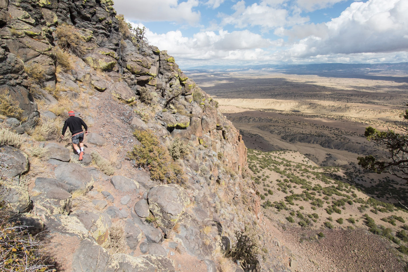 Hike Cabezon Peak in Cabezon Wilderness Study Area, New Mexico - Stav is Lost