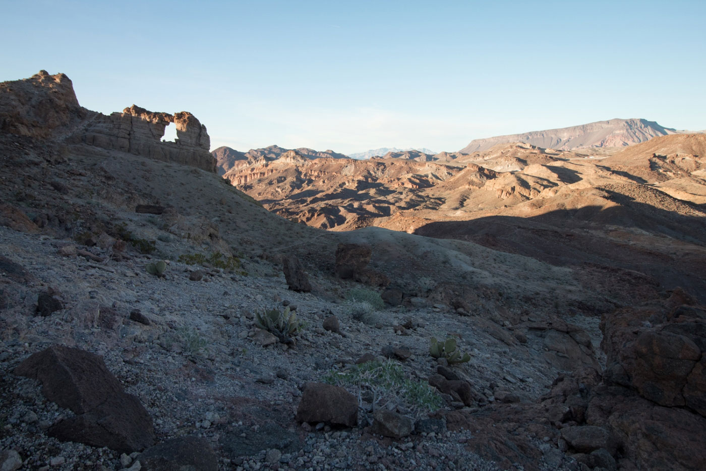 Hike Liberty Bell Arch and Black Canyon Overlook in Lake Mead National Recreation Area, Nevada - Stav is Lost