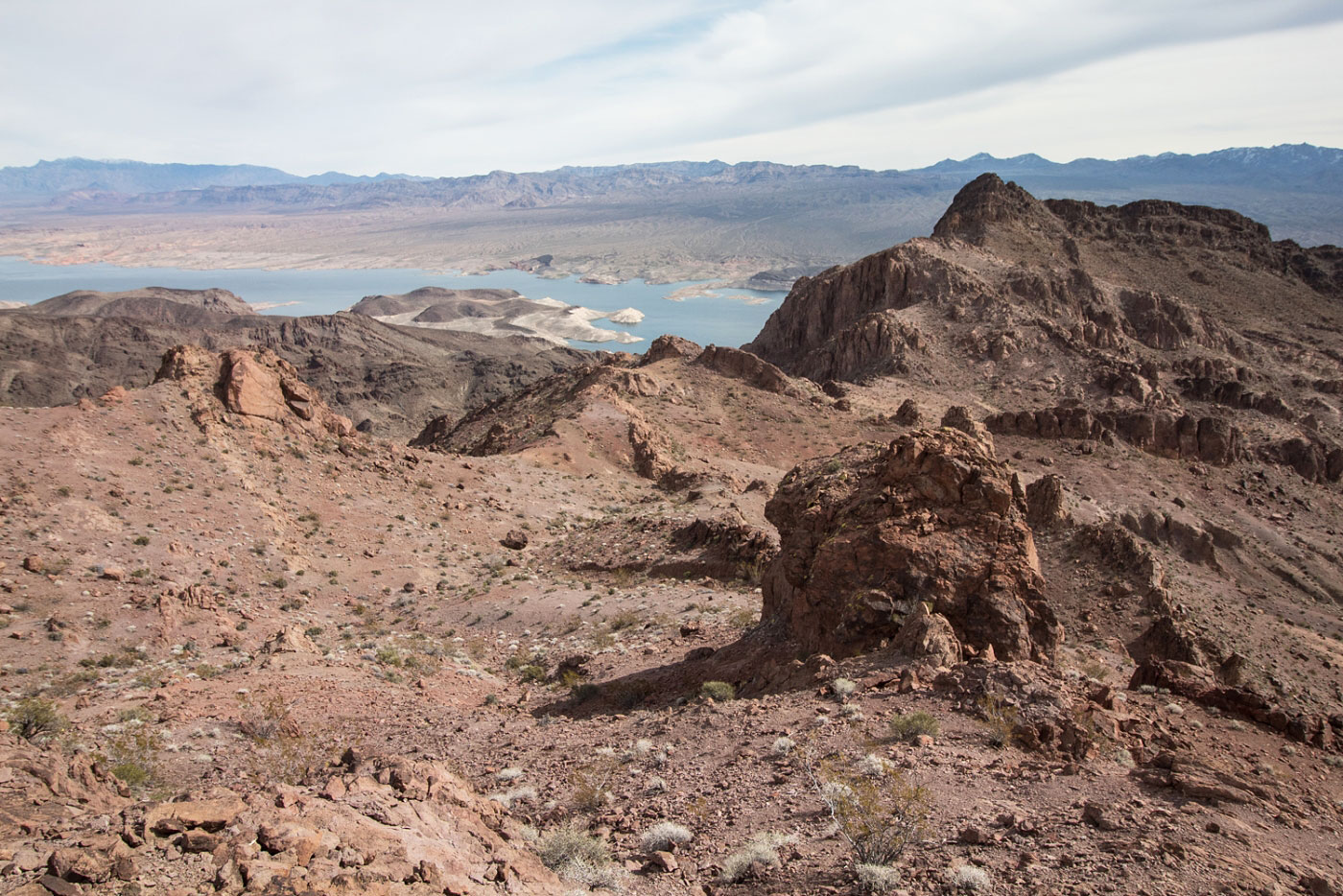 Hike Cathedral Peak and South Cove Peak Loop in Lake Mead National Recreation Area, Nevada - Stav is Lost