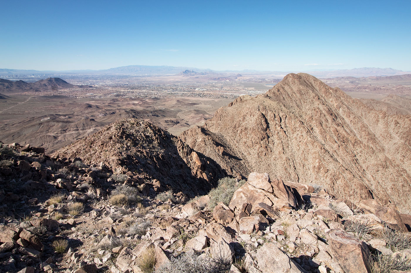 Hike Railroad Peaks Traverse in McCullough Mountains BLM, Nevada - Stav is Lost