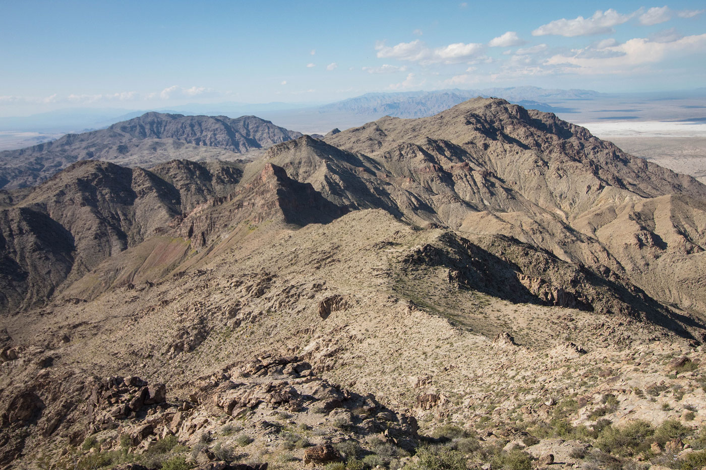 Hike Iron Mountains High Point in Iron Mountains BLM, California - Stav is Lost