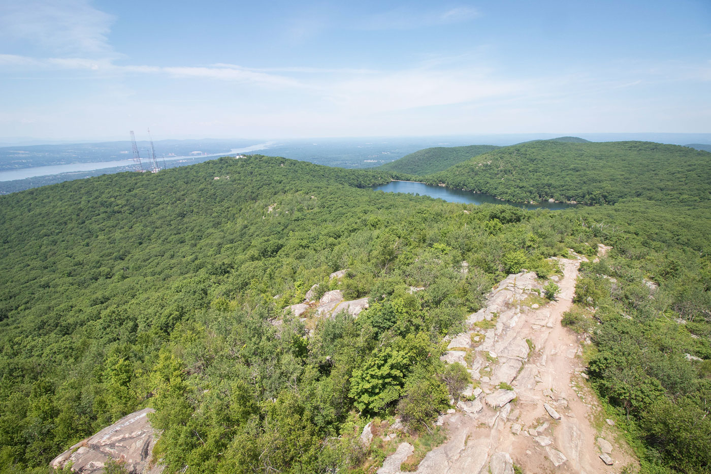 Hike South Beacon Mountain via Breakneck Ridge Loop in Hudson Highlands ...