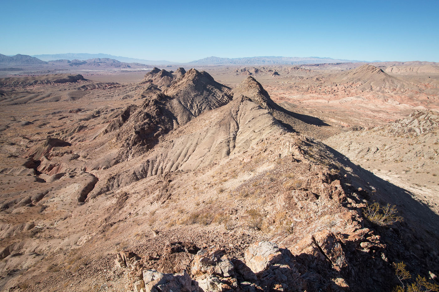Hike Mud Peaks Loop in Lake Mead National Recreation Area, Nevada - Stav is Lost
