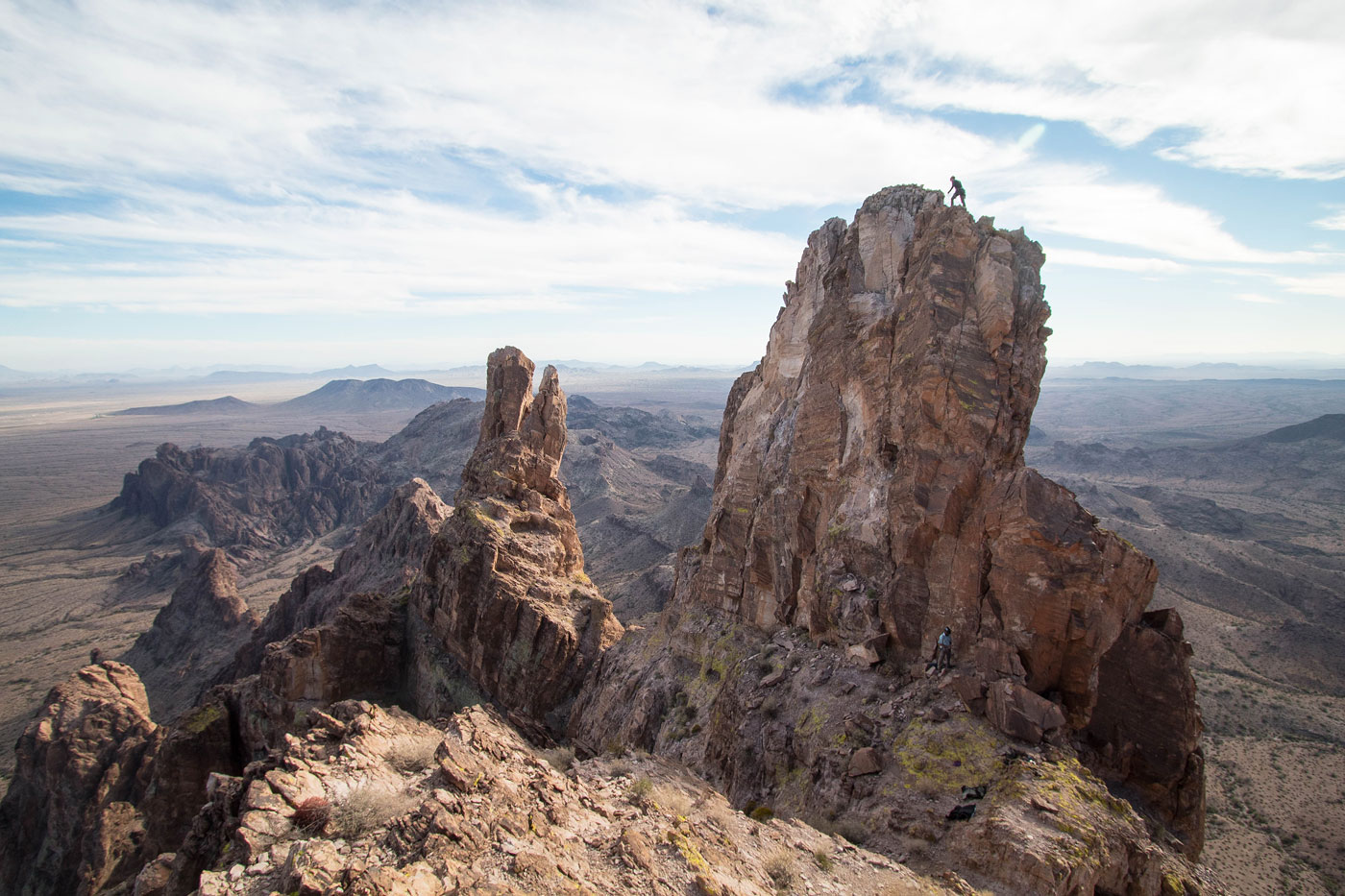 Hike Eagletail Peak in Eagletail Mountains Wilderness, Arizona - Stav is Lost