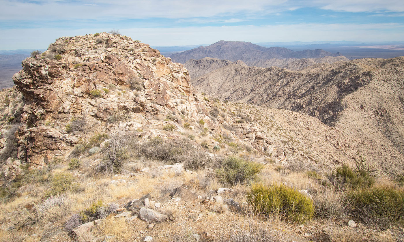 Hike Harcuvar Peak Loop in Harcuvar Mountains BLM, Arizona - Stav is Lost