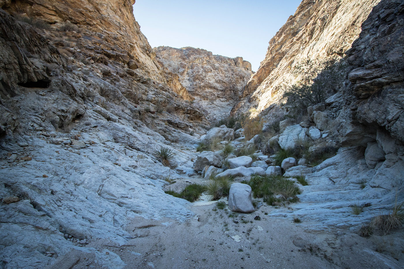 Hike Bridge Canyon in Lake Mead National Recreation Area, Nevada - Stav is Lost