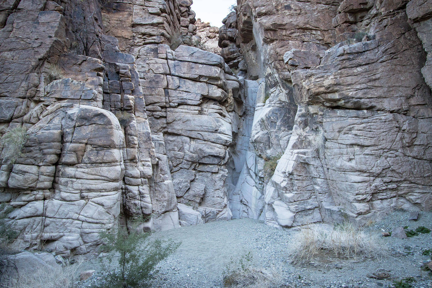 Canyoneer Keyhole Canyon in Eldorado Mountains BLM, Nevada - Stav is Lost