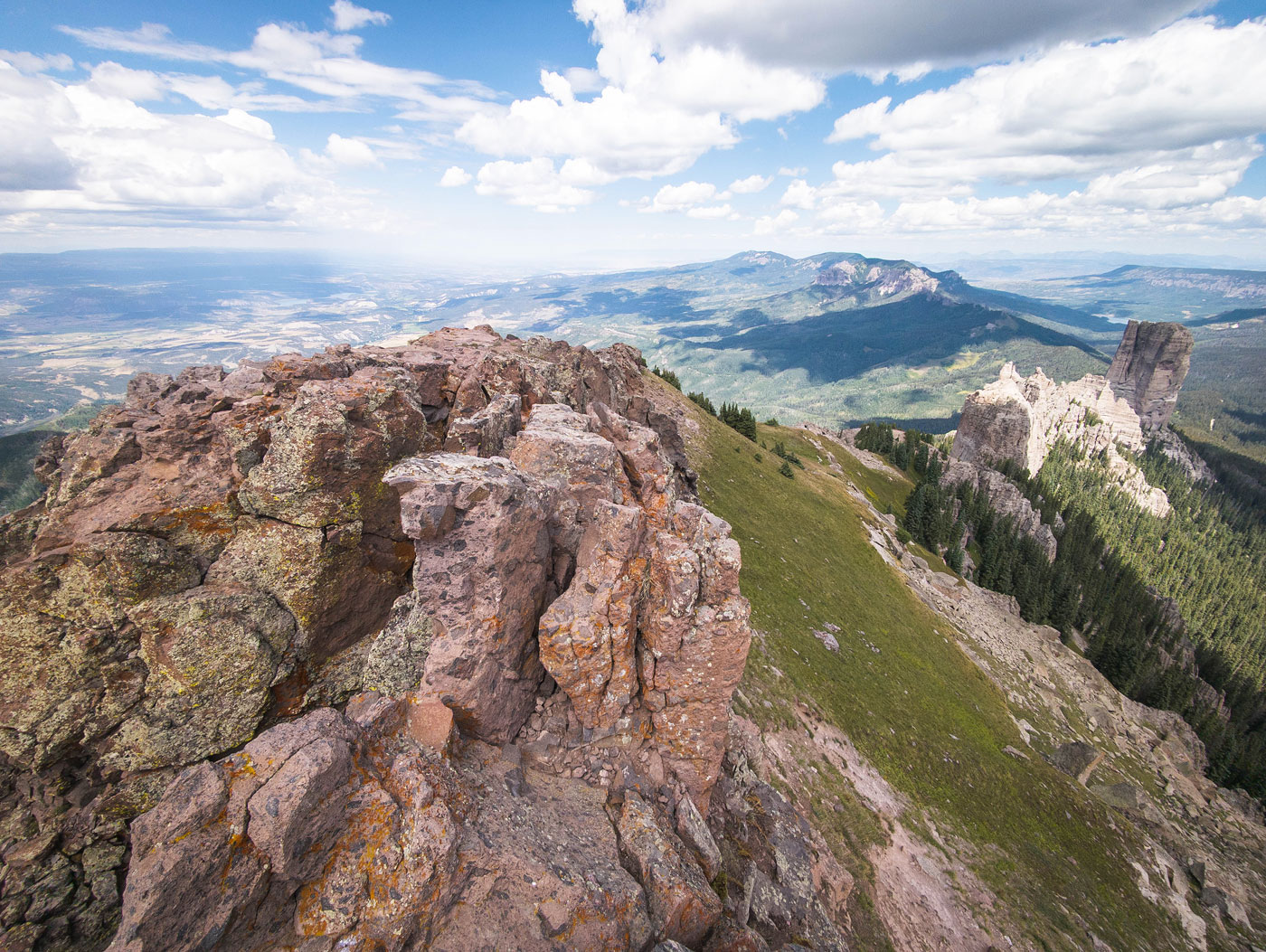 Hike Courthouse Mountain in Grand Mesa-Uncompahgre-Gunnison National Forest, Colorado - Stav is Lost